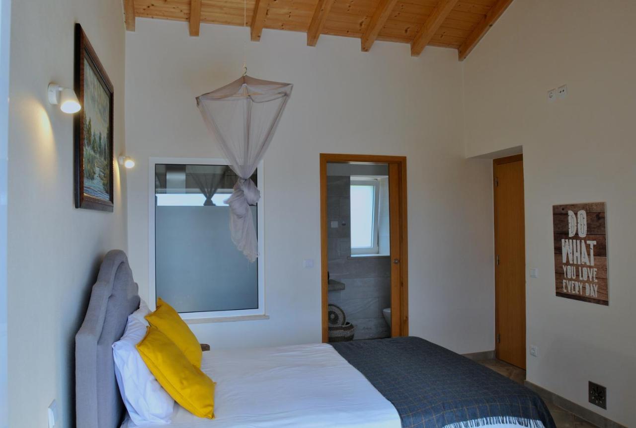 Cal Velho - Holiday Lodge Сан-Луиш Экстерьер фото